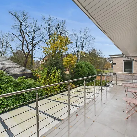 Attraktive Neubauwohnung,balkone,wifi,parken Im Hof,ganze Ruhe